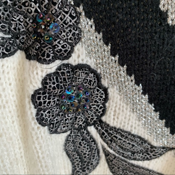 Vintage Graphic Black White Sweater Promptu Beaded M - Picture 7 of 12